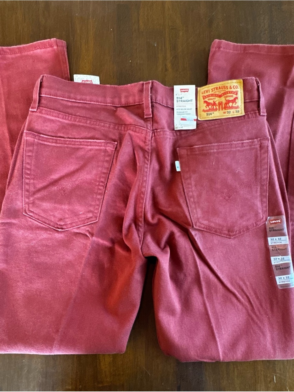 Levi's Straight Leg Jeans in Rose